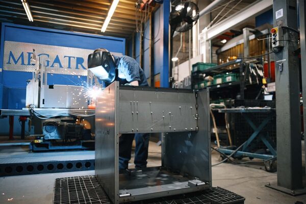 Metal Fabrication Manufacturing Company 12 Metal Fabrication Manufacturing Company 12